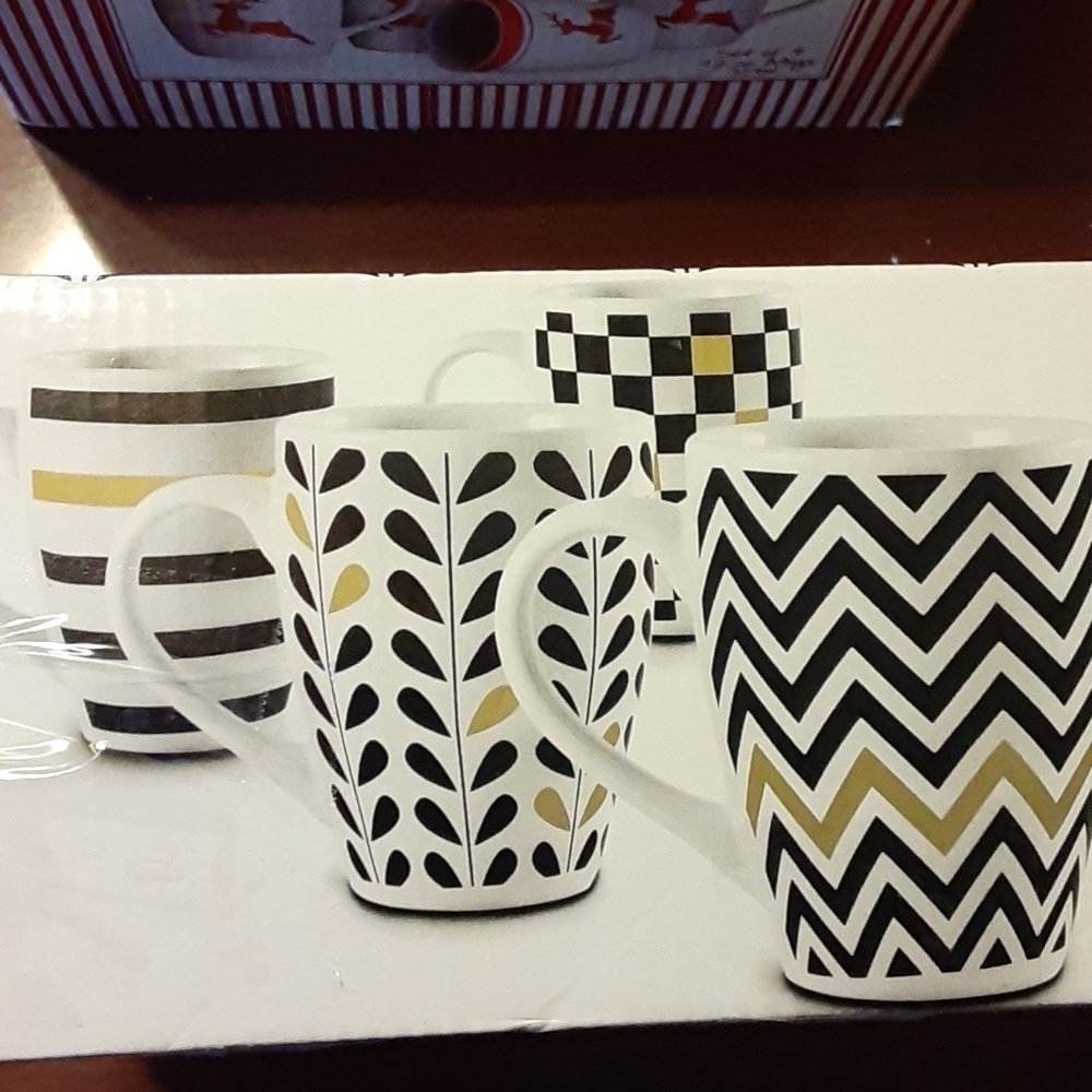 Set of 4 Coffee Mugs